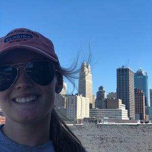 Meet your Posher, Zoe